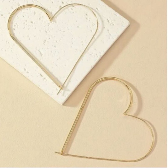 NEW 18k Gold Plated Heart Threader Over Size Hoop Earrings - Picture 2 of 4